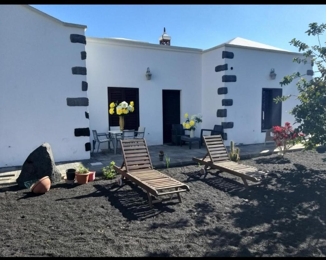Numero28,Casa Tilama Uga Exterior foto
